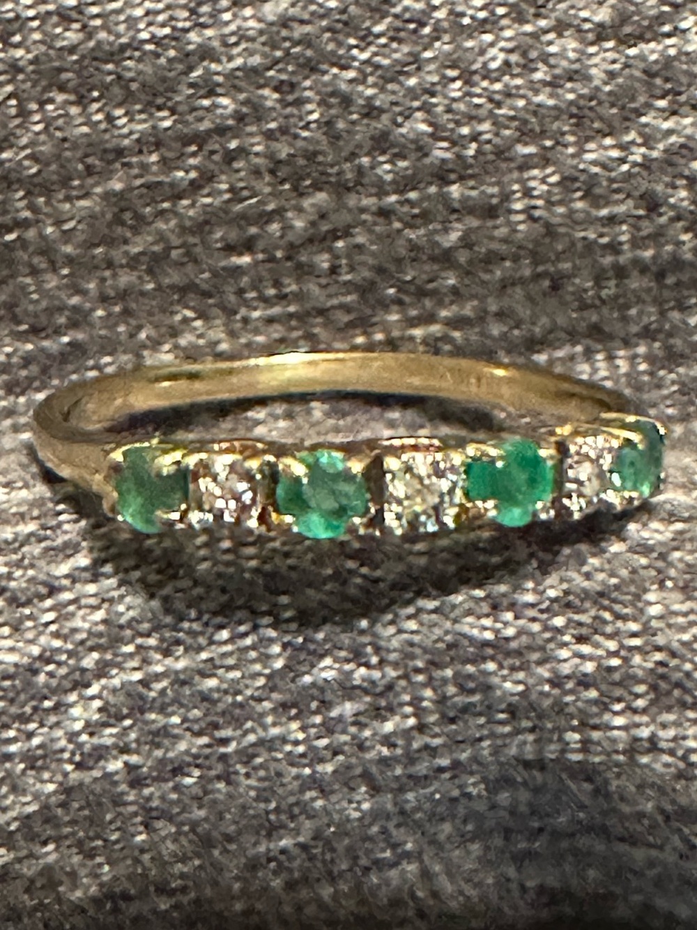 Diamond And Emerald 10kt yellow Gold Ring Size 5 1/2 Anniversary Band - Picture 2 of 14
